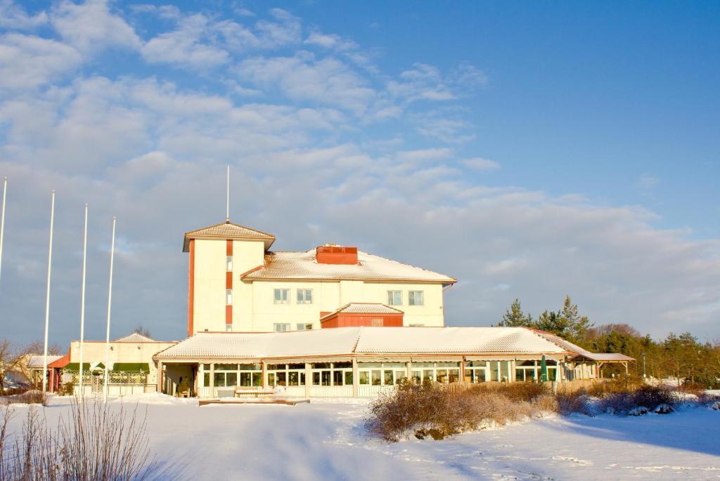 Hotel Kalkstrand Паргас Екстериор снимка